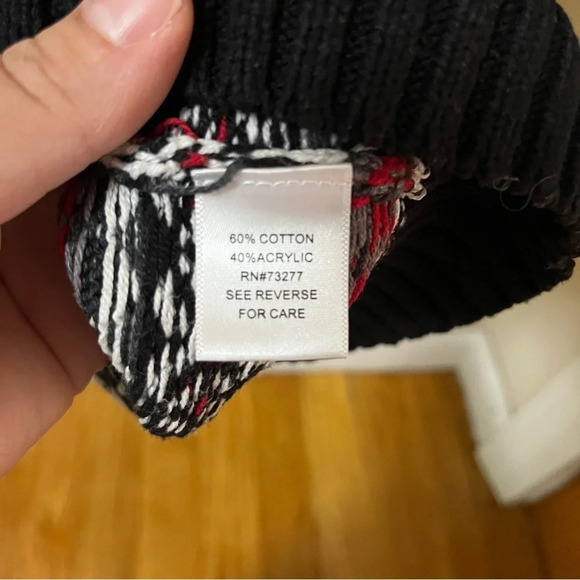 Croft & Barrow Shall Collar Winter Holiday Sweater- Size Large - Picture 4 of 4